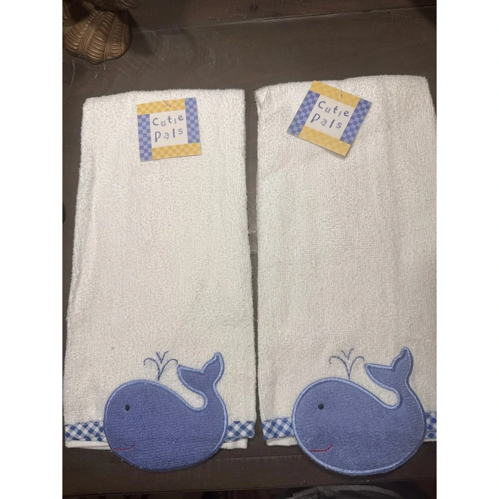 Cutie Pals Set of 2 White Cotton Whale Applique Hand Towels Blue Checkered Trim
